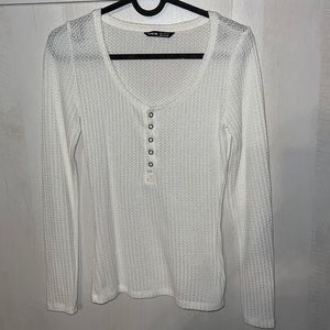 Women’s White Long Sleeve. Size SMALL